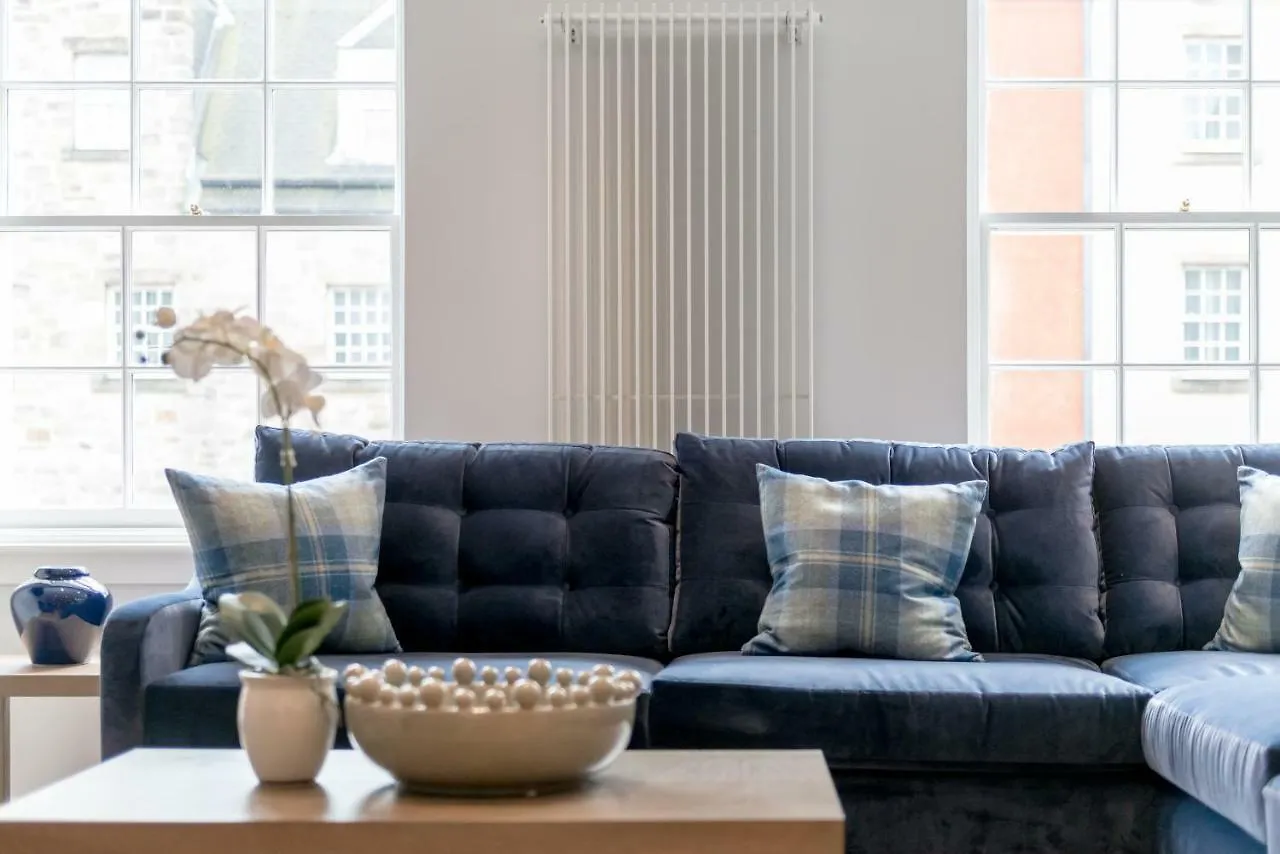 Destiny Scotland - Royal Mile Residence EDI 0*,